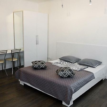 Great Studio Near The Pechersk Kyiv Exterior foto